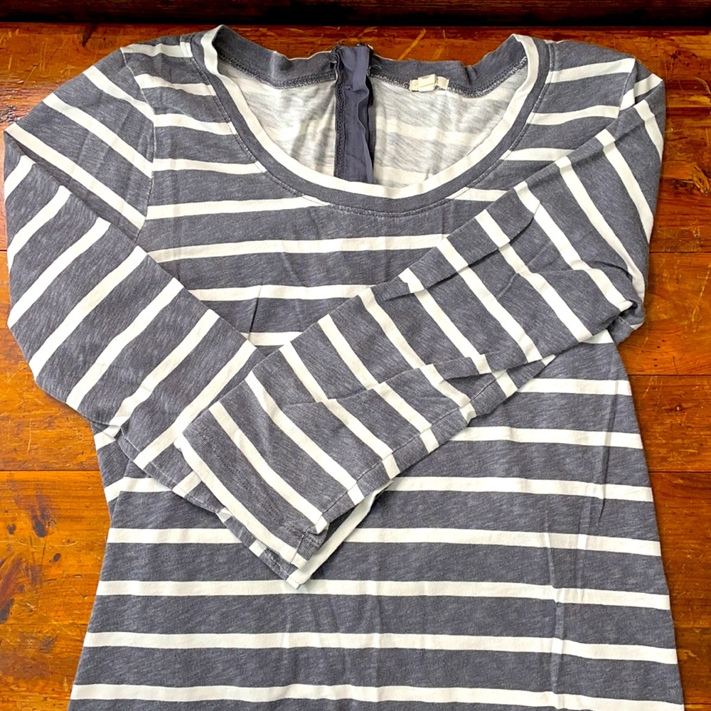 Small J.Crew 3/4 sleeve stripped shirt